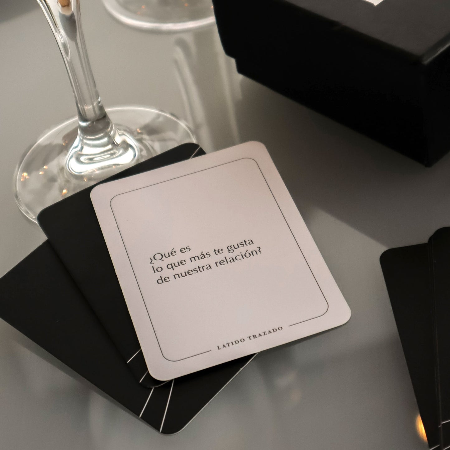 Juego para pareja Latidos, ideal como regalo para novios o esposos en fechas especiales