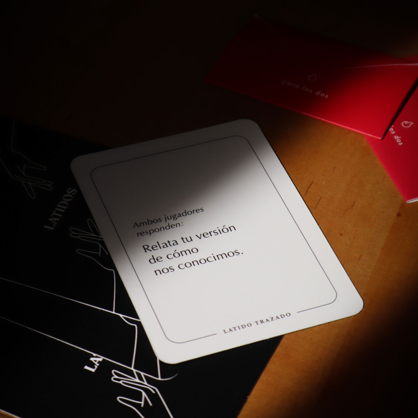Combo de juegos para parejas Latidos + Gemi :dos, con cartas para conectar emocionalmente y retos sexuales