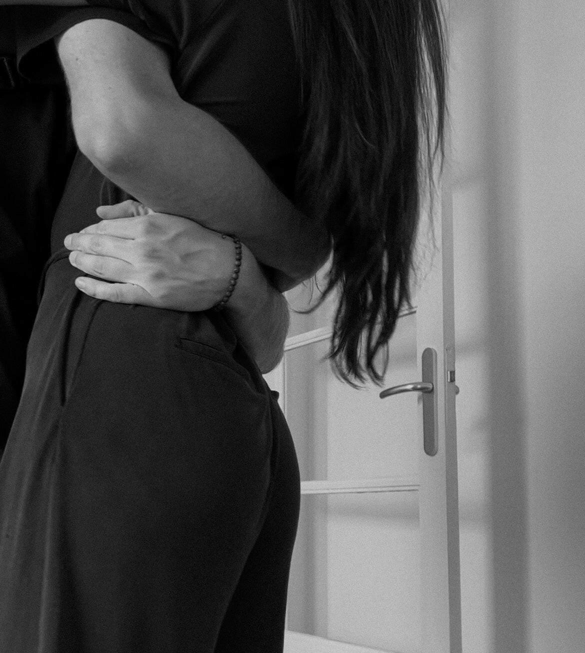 Juego para parejas: Intimacy Combo con desafíos que promueven la conexión emocional y física.